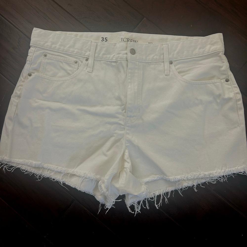 J. Crew White Jean Relaxed fit distressed shorts Women's sz 35 neutral casual